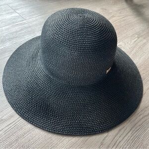 NWOT Eric Javits Hampton Squishee Straw Hat, Original/Black